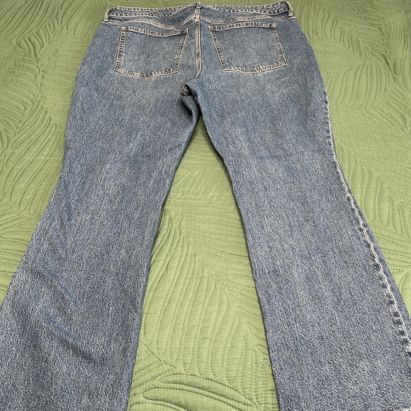 Extra High Rise Kicker Boot - Picture 3 of 6